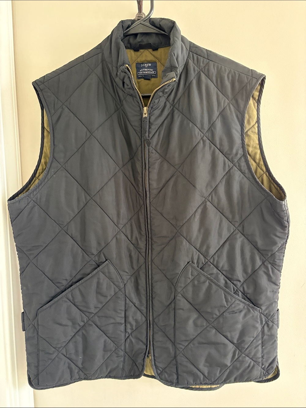 J Crew Quilted Walker Vest Black Olive Green Lining Mens Size Large